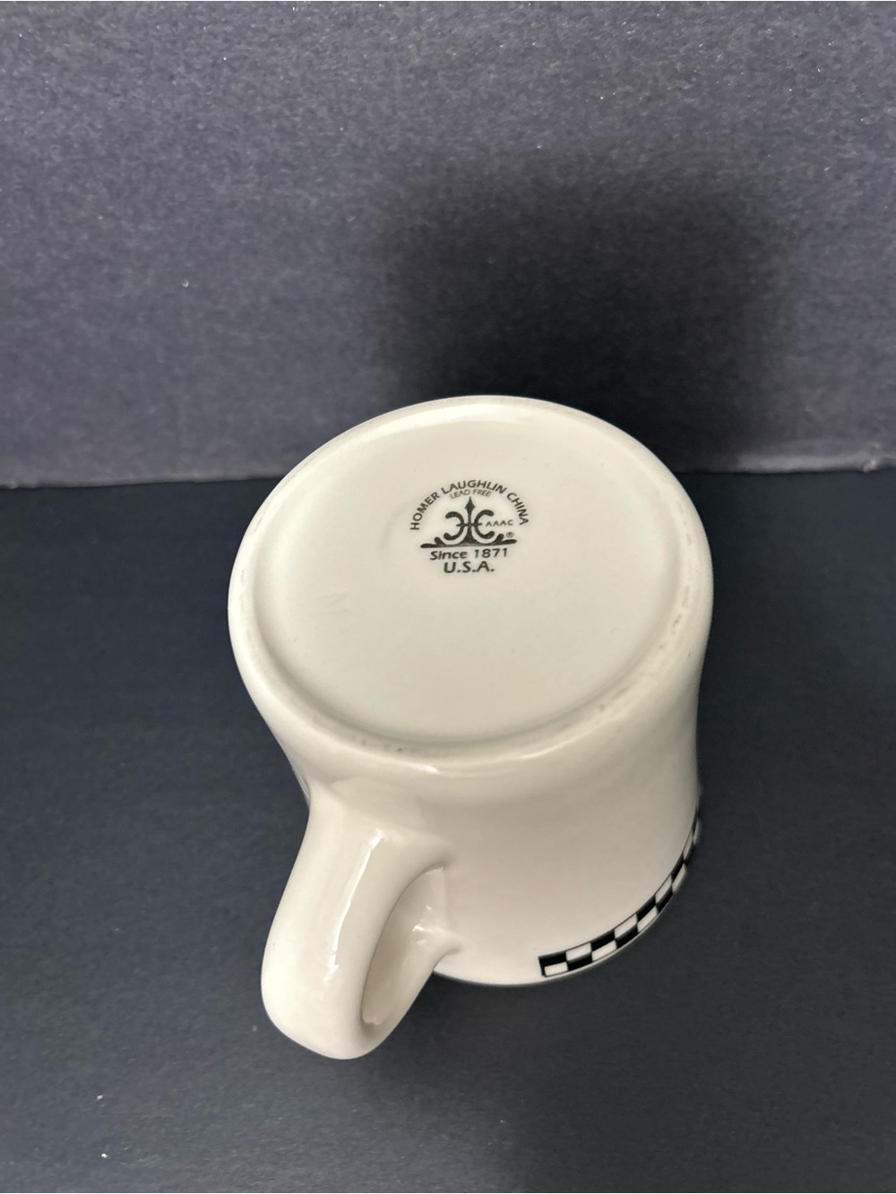 Homer Laughlin Mug with Black Checkered accent - Picture 8 of 8